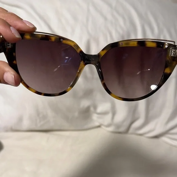 Balmain Brown Tortoise Sunglasses - Picture 5 of 6
